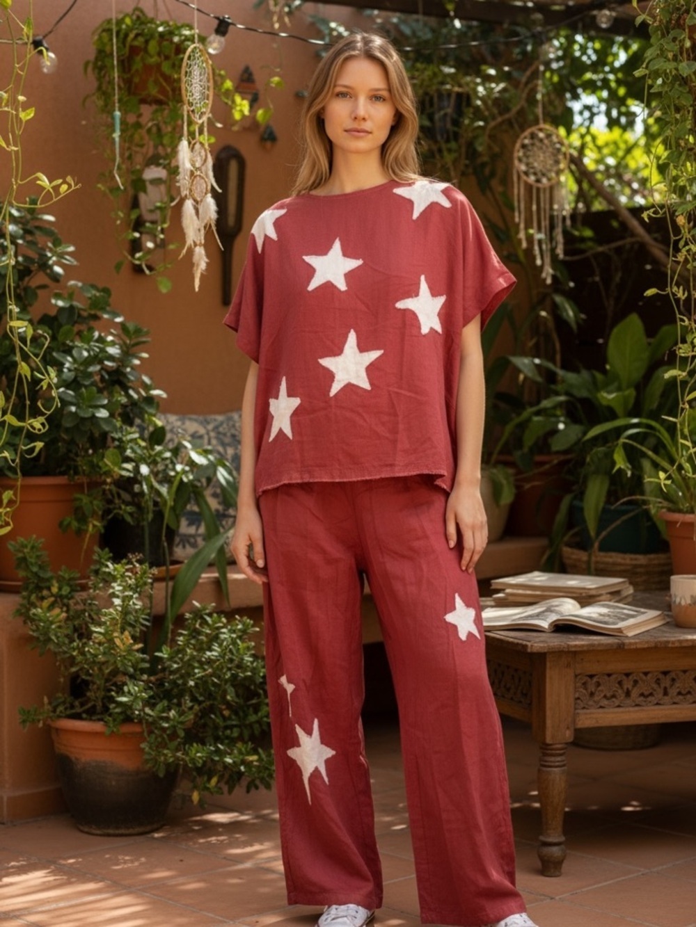 🦋SET!! BlueVelvet Large Star-Print Wide Leg Pants and Top in Brick Red BV003